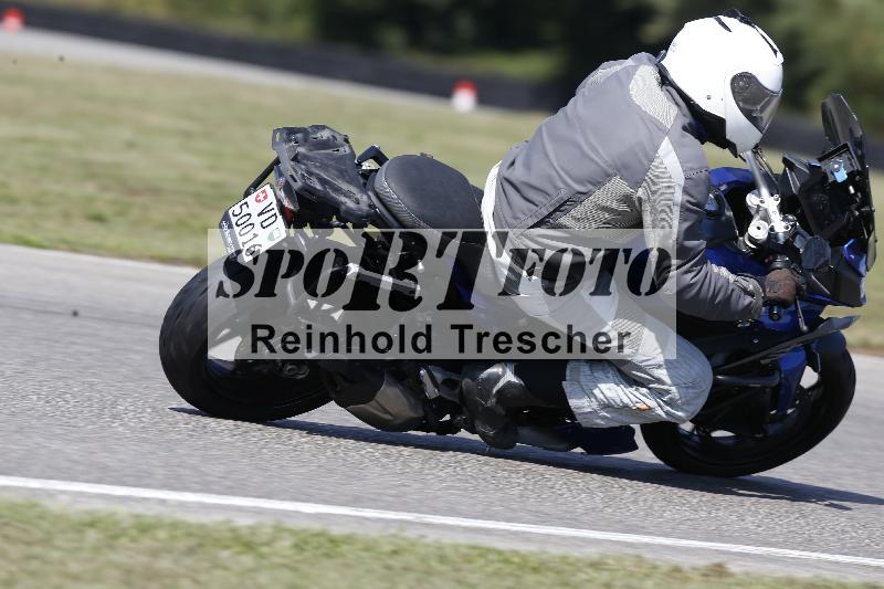 Archiv-2025/49 26.08.2025 Cornu Master School ADR/gruen-vert/55